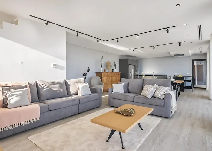 Elysian Oasis By Homie Willa *